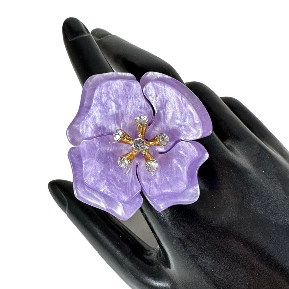 Stunning pearl lucite lavender flower ring with golden and rhinestone accents
